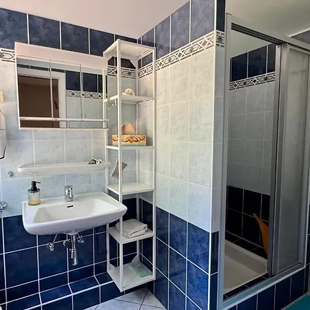 Foret Oda ve Kahvaltı 3*